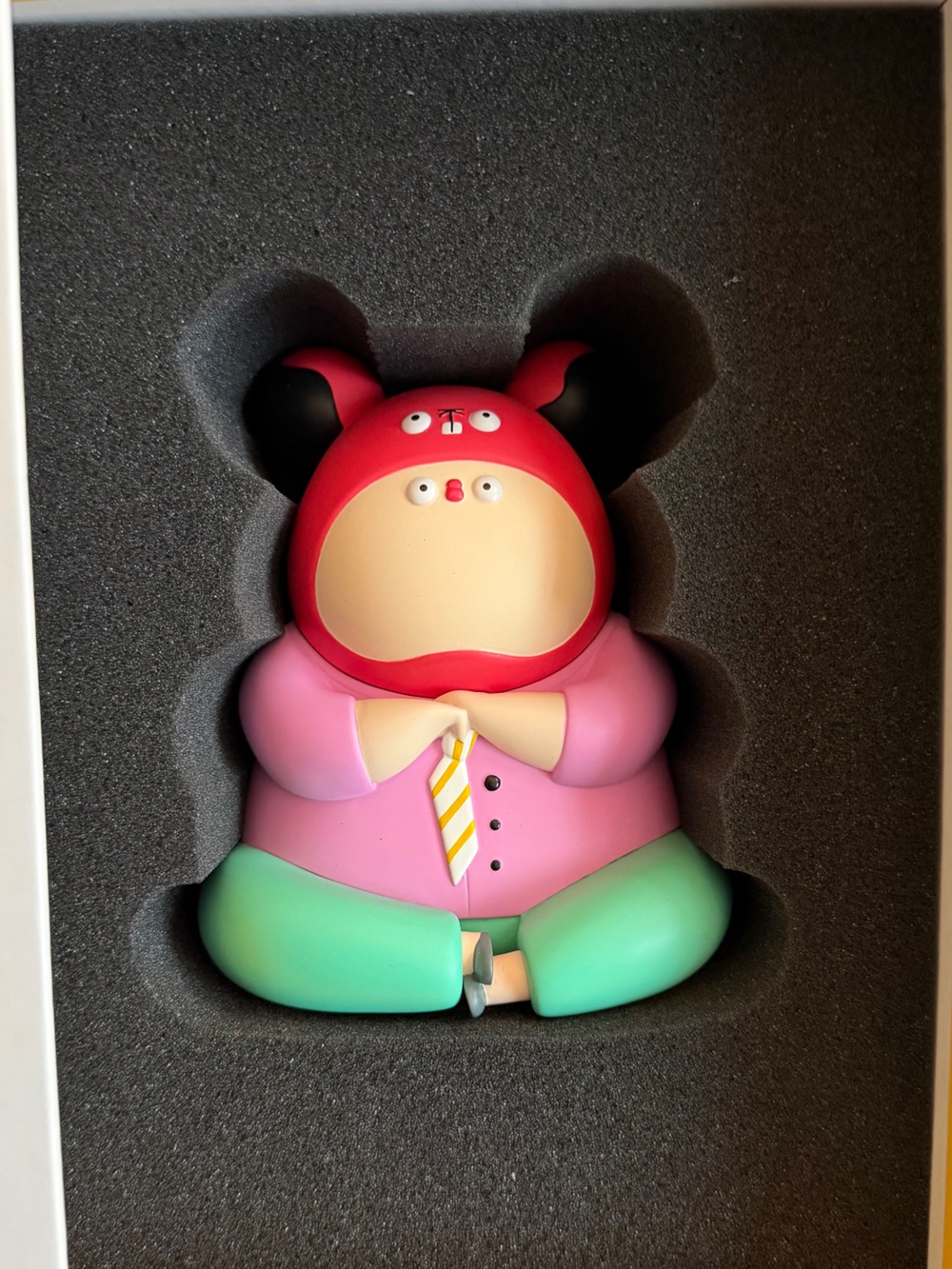 CJoy x FLABJACKS 'Best Mates' White Gift Box included. - Picture 2 of 6